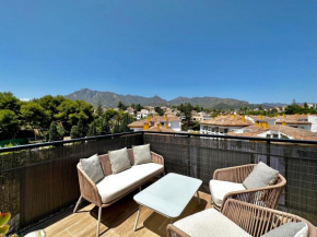 Oasis Studio Marbella Center with mountain views - EaW Homes